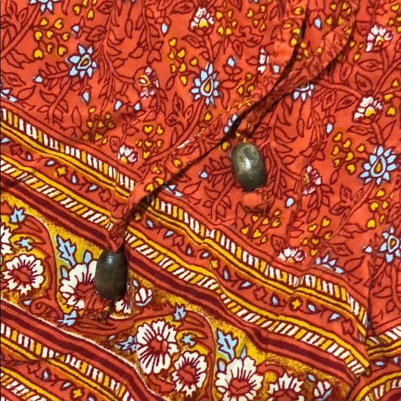 Shorts - Picture 3 of 3